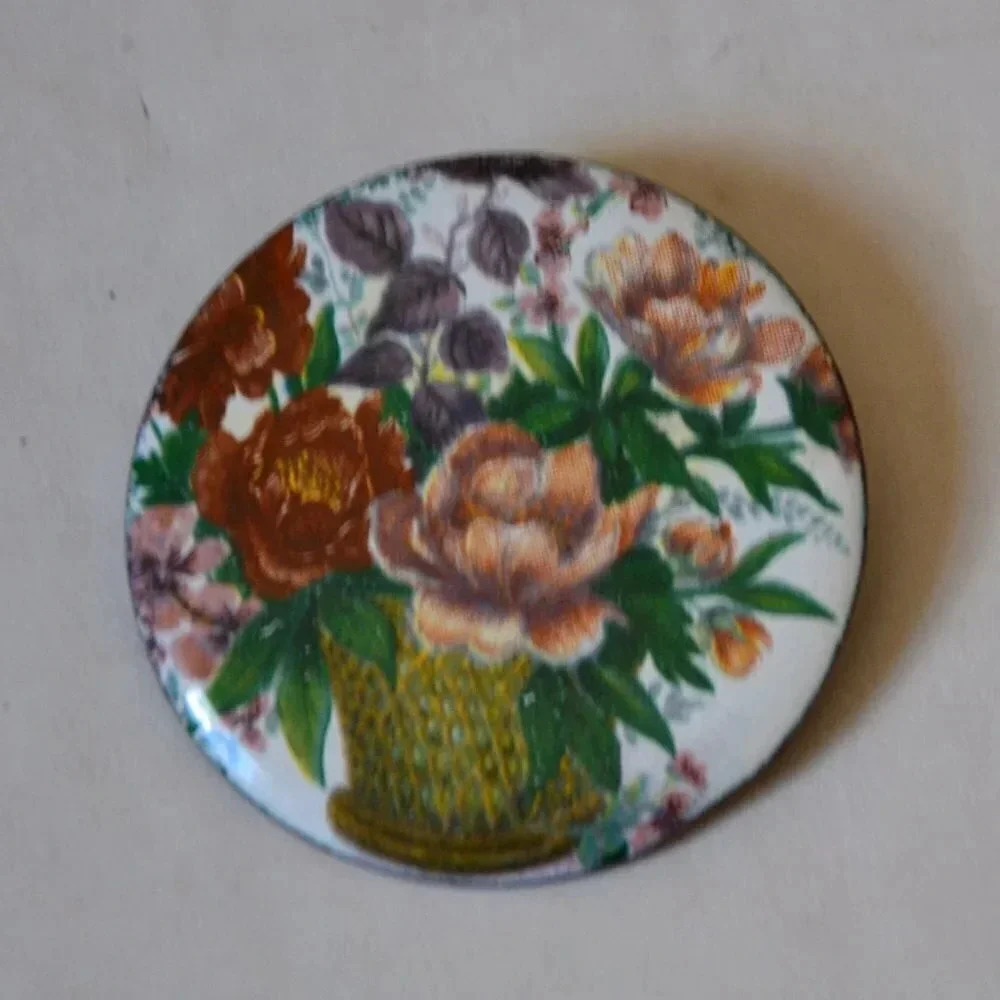 5/$25 Vtg Flower Pin